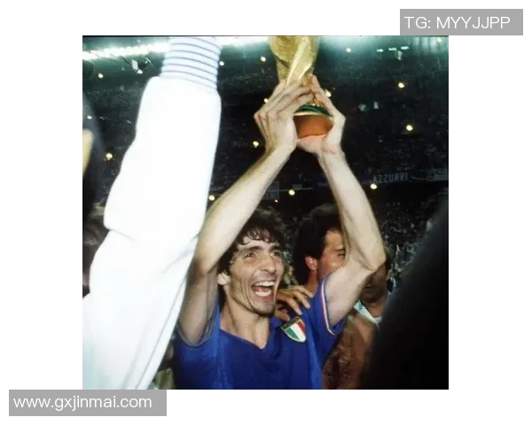 属鼠足球明星的辉煌成就与传奇故事探秘